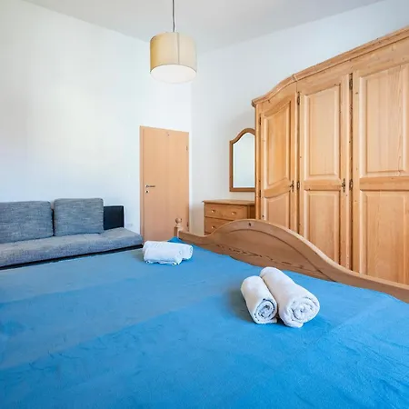 Apartment 2 Bedroom Nice In Vodnjan Mednjan