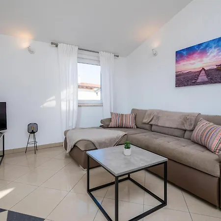 2 Bedroom Nice In Vodnjan Apartmán *